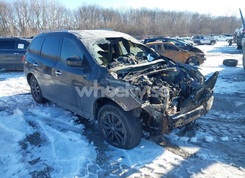 2016 Nissan Pathfinder PLATINUM/S/SL/SV (VIN 5N1AR2MM1GC610562) main photo