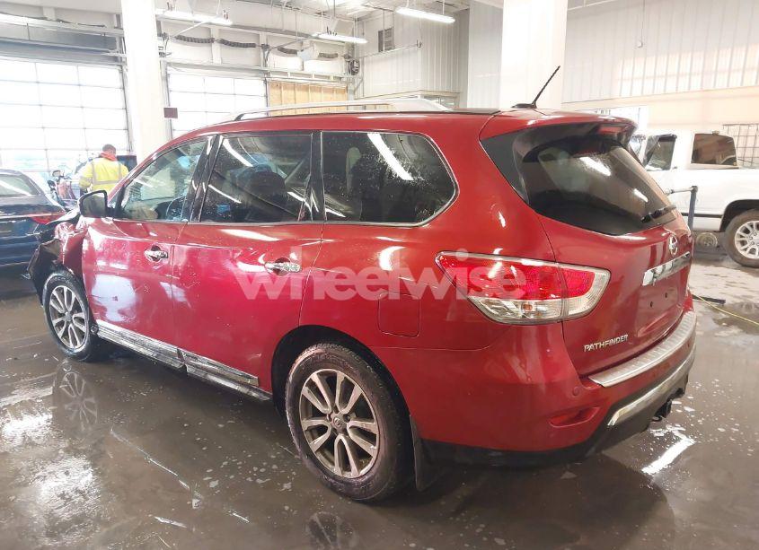 Photo 3 of 2016 Nissan Pathfinder SL (VIN 5N1AR2MM1GC617754)