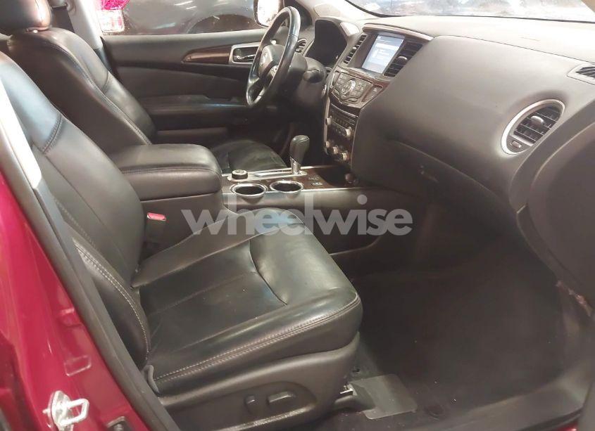 Photo 5 of 2016 Nissan Pathfinder SL (VIN 5N1AR2MM1GC617754)