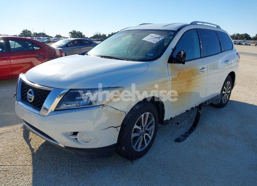 Photo 2 of 2016 Nissan Pathfinder PLATINUM/S/SL/SV (VIN 5N1AR2MM1GC617995)