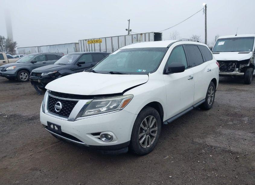 Photo 2 of 2016 Nissan Pathfinder PLATINUM/S/SL/SV (VIN 5N1AR2MM1GC621366)