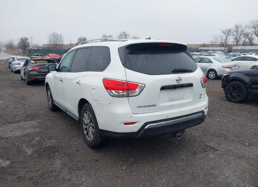 Photo 3 of 2016 Nissan Pathfinder PLATINUM/S/SL/SV (VIN 5N1AR2MM1GC621366)