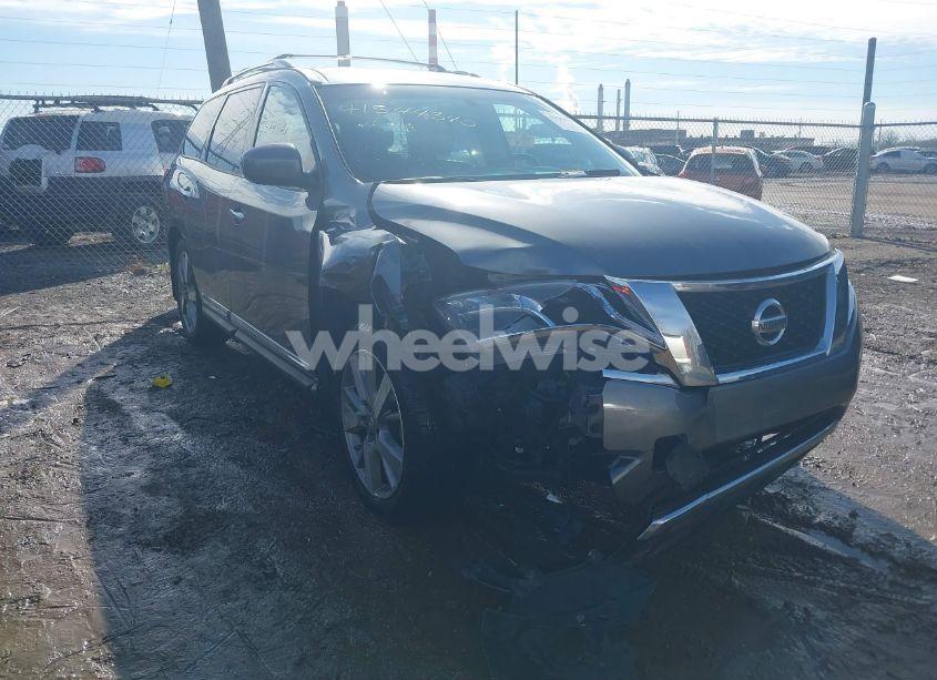 2016 Nissan Pathfinder PLATINUM/S/SL/SV (VIN 5N1AR2MM1GC628737) main photo