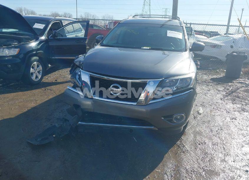 Photo 12 of 2016 Nissan Pathfinder PLATINUM/S/SL/SV (VIN 5N1AR2MM1GC628737)