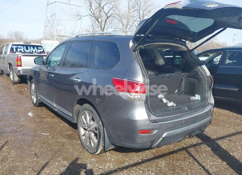 Photo 3 of 2016 Nissan Pathfinder PLATINUM/S/SL/SV (VIN 5N1AR2MM1GC628737)