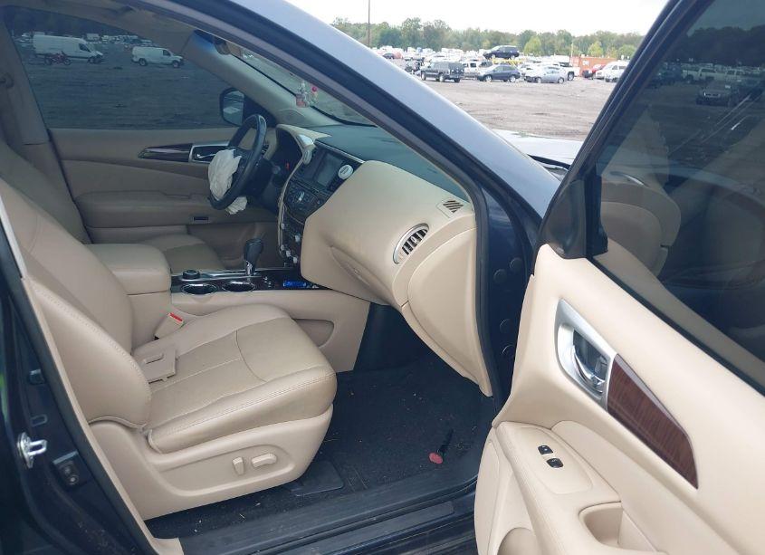 Photo 5 of 2016 Nissan Pathfinder PLATINUM (VIN 5N1AR2MM1GC637163)