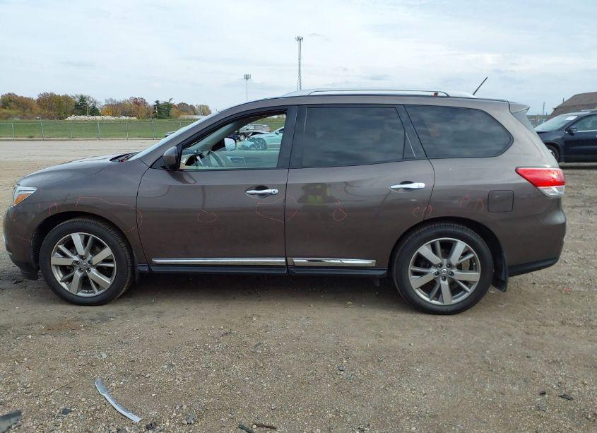 Photo 14 of 2016 Nissan Pathfinder PLATINUM (VIN 5N1AR2MM1GC655887)