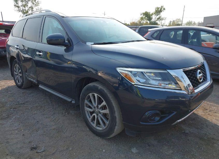 2016 Nissan Pathfinder S (VIN 5N1AR2MM1GC657851) main photo