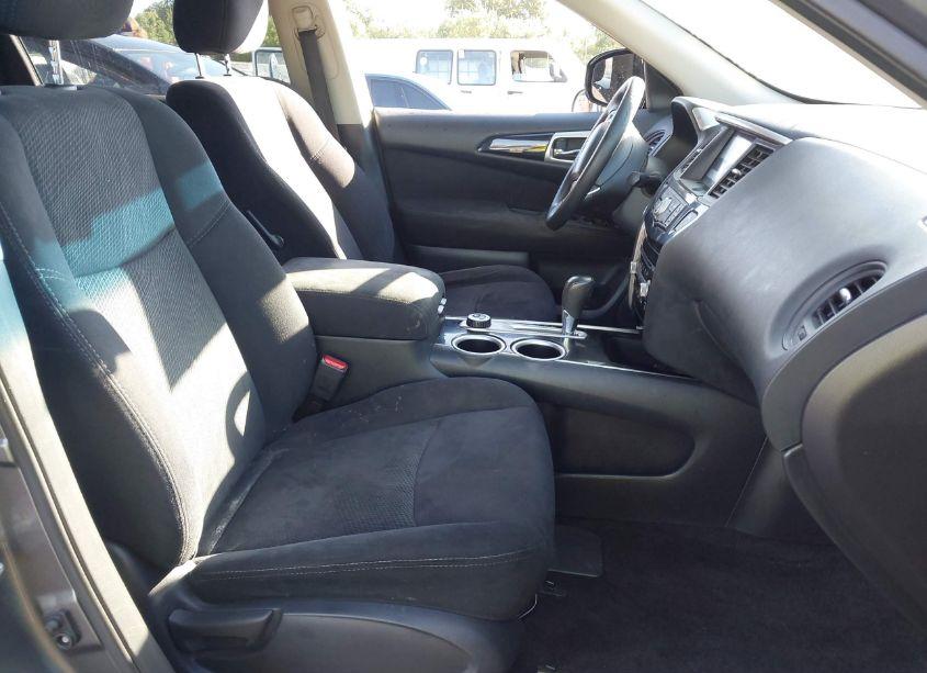 Photo 5 of 2016 Nissan Pathfinder S (VIN 5N1AR2MM1GC663066)