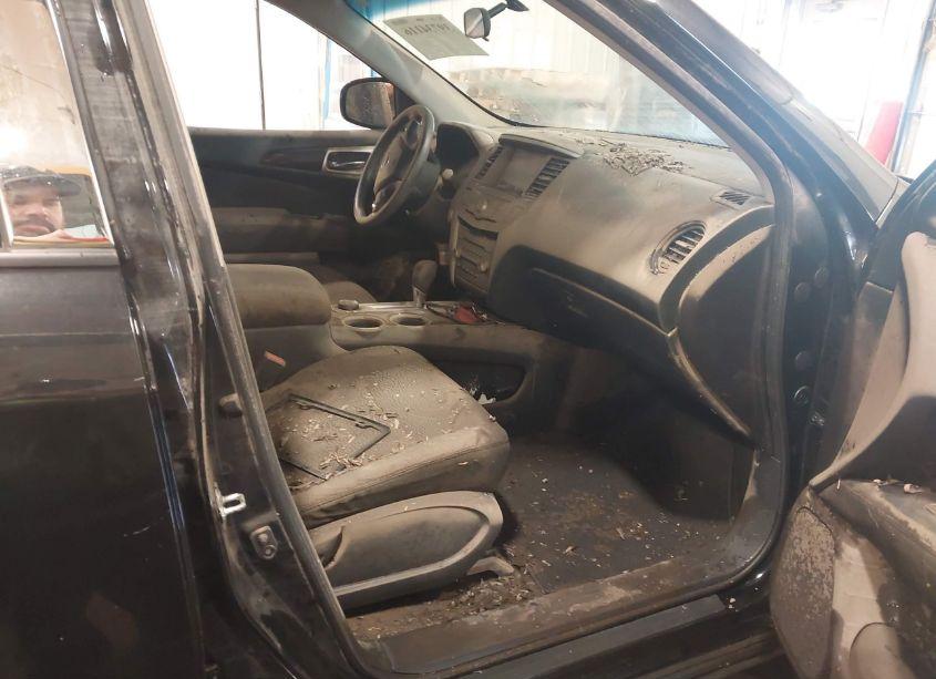 Photo 5 of 2016 Nissan Pathfinder S (VIN 5N1AR2MM1GC664833)