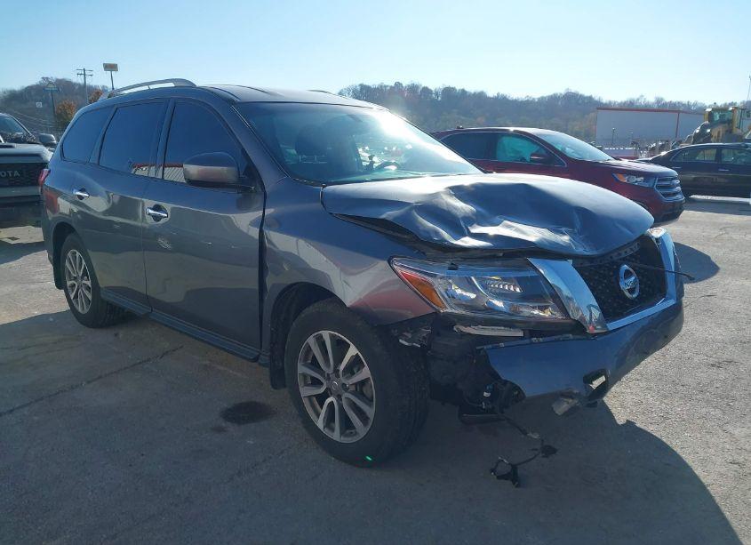 2016 Nissan Pathfinder SV (VIN 5N1AR2MM1GC664931) main photo