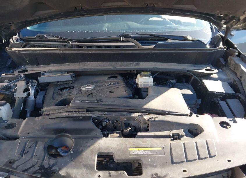 Photo 10 of 2016 Nissan Pathfinder SV (VIN 5N1AR2MM1GC664931)