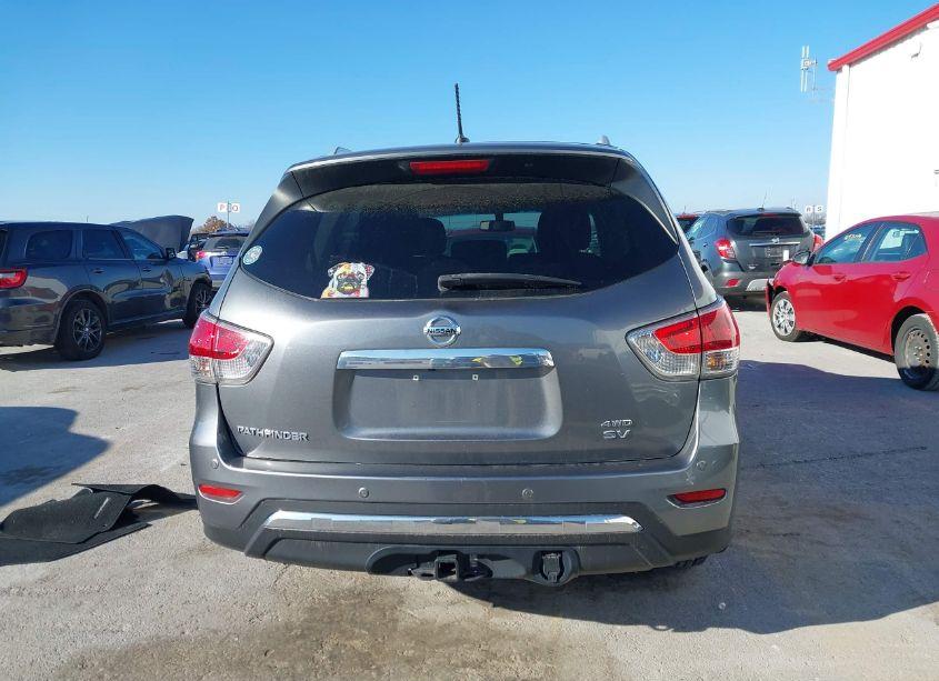 Photo 16 of 2016 Nissan Pathfinder SV (VIN 5N1AR2MM1GC664931)