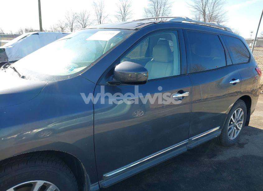 Photo 12 of 2013 Nissan Pathfinder SL (VIN 5N1AR2MM2DC606015)