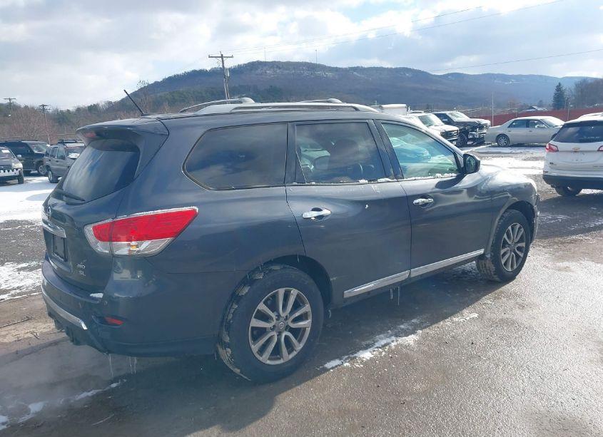 Photo 4 of 2013 Nissan Pathfinder SL (VIN 5N1AR2MM2DC608864)