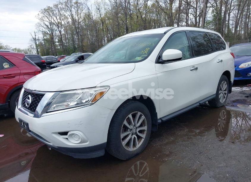 Photo 2 of 2013 Nissan Pathfinder S (VIN 5N1AR2MM2DC616205)