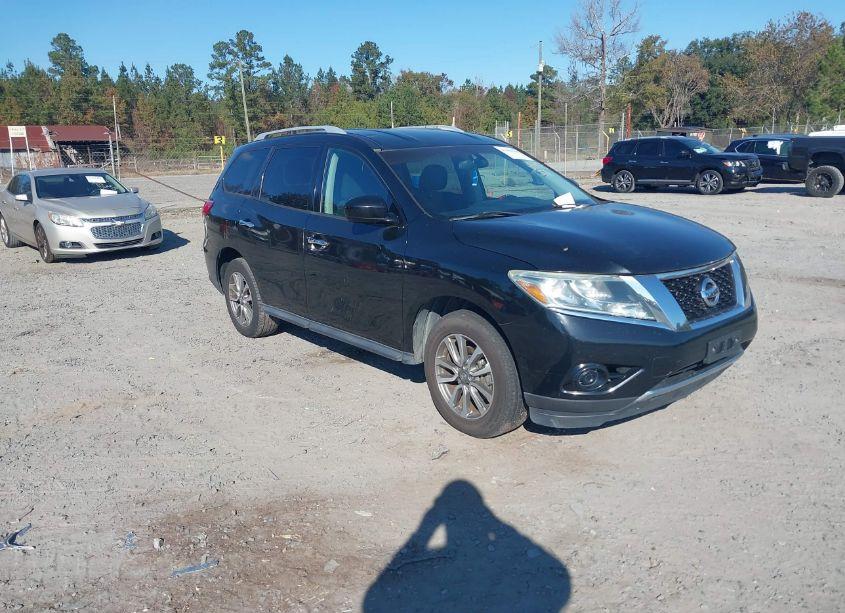 2013 Nissan Pathfinder SV (VIN 5N1AR2MM2DC648975) main photo