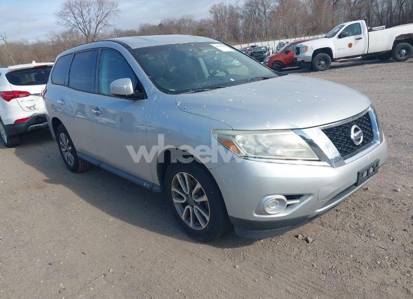 2013 Nissan Pathfinder S (VIN 5N1AR2MM2DC652525) main photo