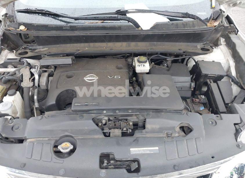 Photo 10 of 2013 Nissan Pathfinder SV (VIN 5N1AR2MM2DC663556)