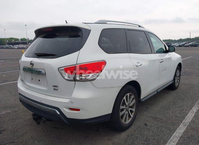 Photo 4 of 2013 Nissan Pathfinder SV (VIN 5N1AR2MM2DC663556)