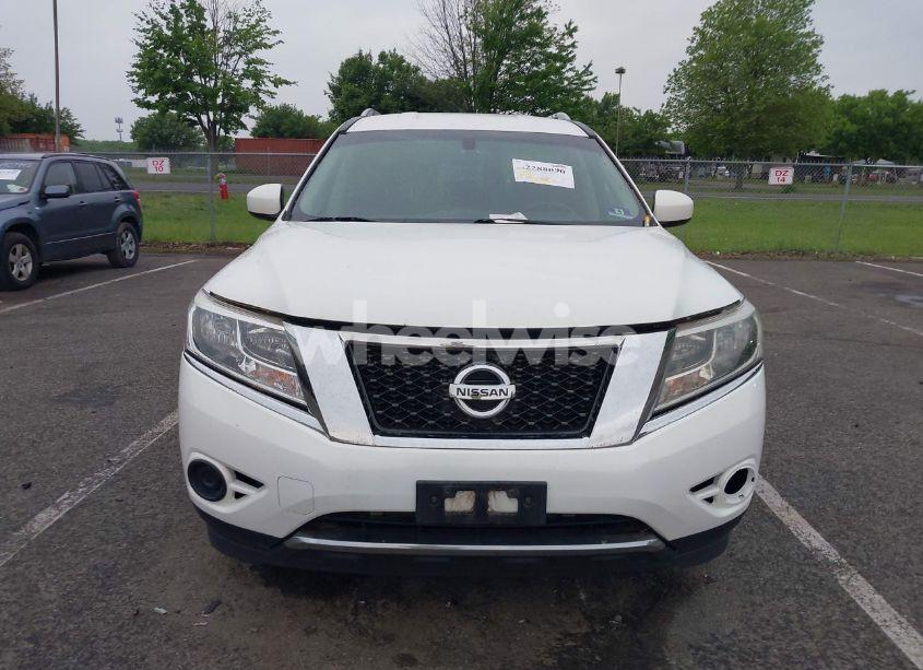 Photo 6 of 2013 Nissan Pathfinder SV (VIN 5N1AR2MM2DC663556)