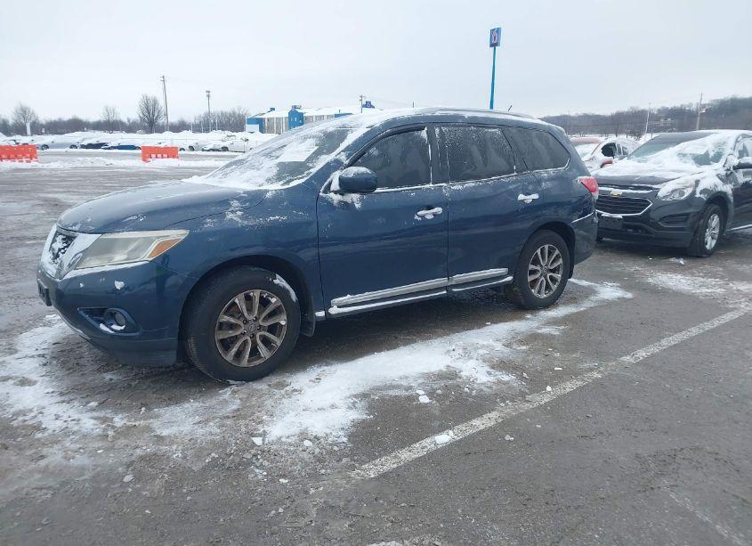 Photo 2 of 2014 Nissan Pathfinder SL (VIN 5N1AR2MM2EC638979)