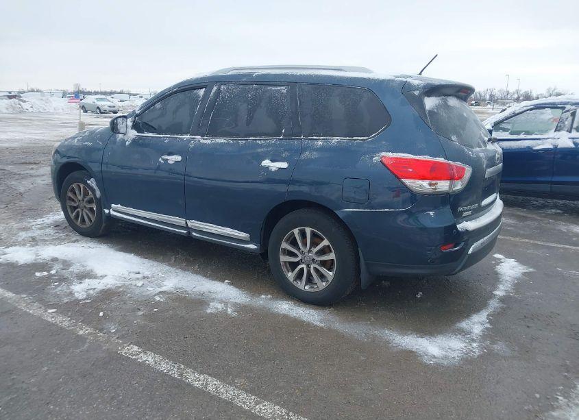 Photo 3 of 2014 Nissan Pathfinder SL (VIN 5N1AR2MM2EC638979)