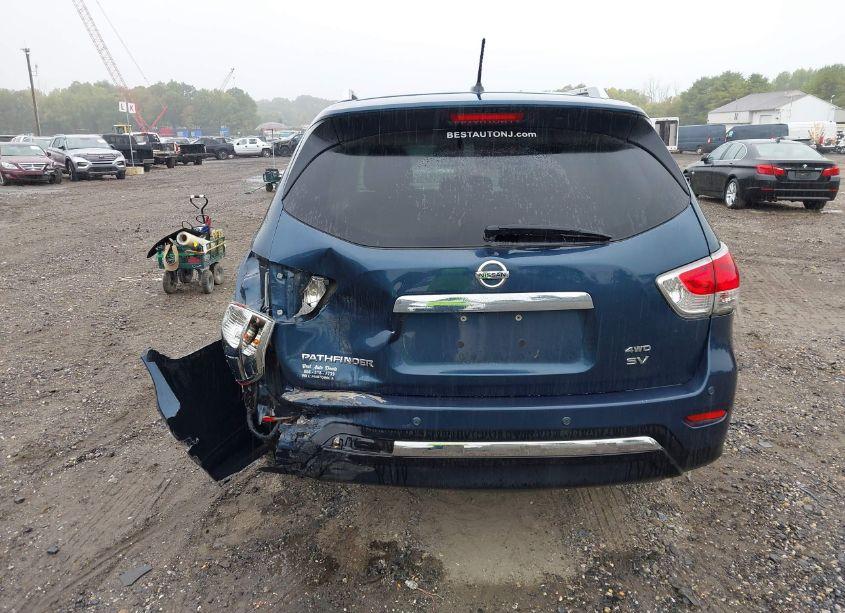 Photo 15 of 2014 Nissan Pathfinder SV (VIN 5N1AR2MM2EC640943)
