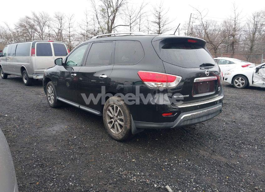 Photo 3 of 2014 Nissan Pathfinder SV (VIN 5N1AR2MM2EC710053)