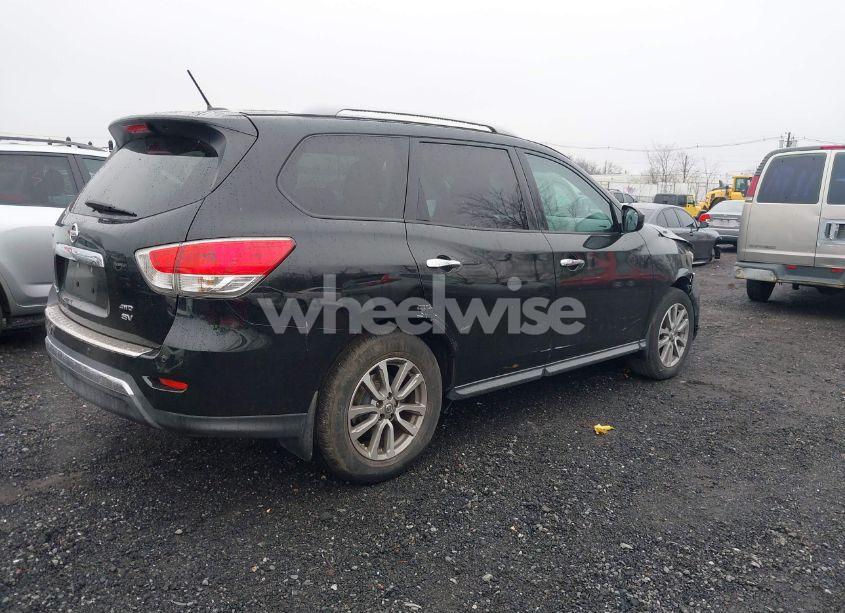 Photo 4 of 2014 Nissan Pathfinder SV (VIN 5N1AR2MM2EC710053)