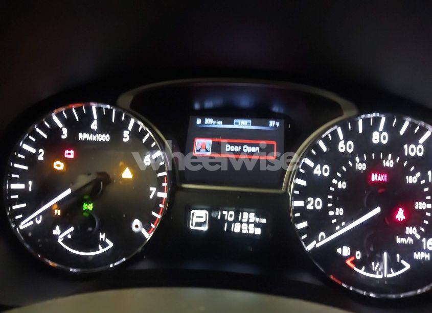 Photo 7 of 2014 Nissan Pathfinder SV (VIN 5N1AR2MM2EC714233)