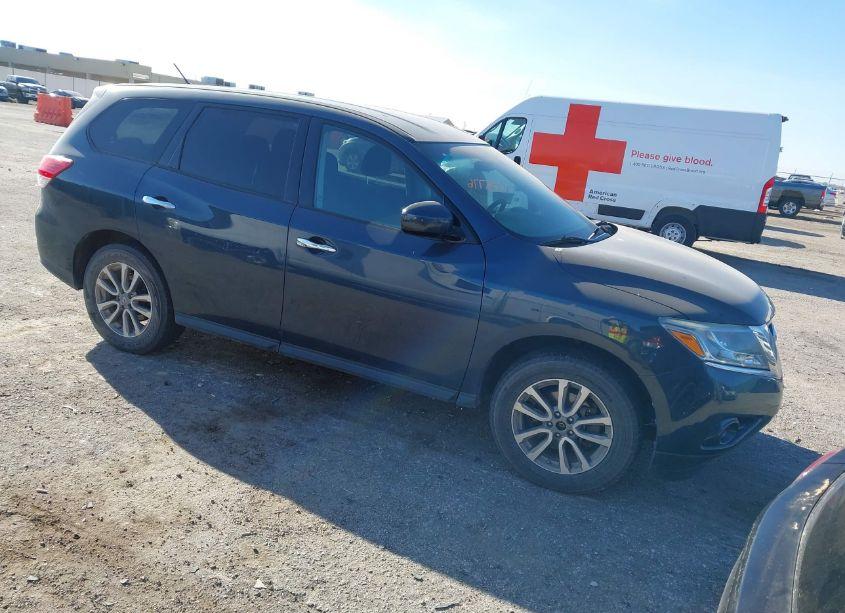2014 Nissan Pathfinder S (VIN 5N1AR2MM2EC714619) main photo