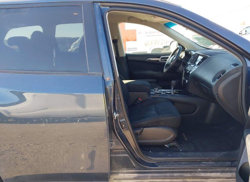 Photo 5 of 2014 Nissan Pathfinder S (VIN 5N1AR2MM2EC714619)