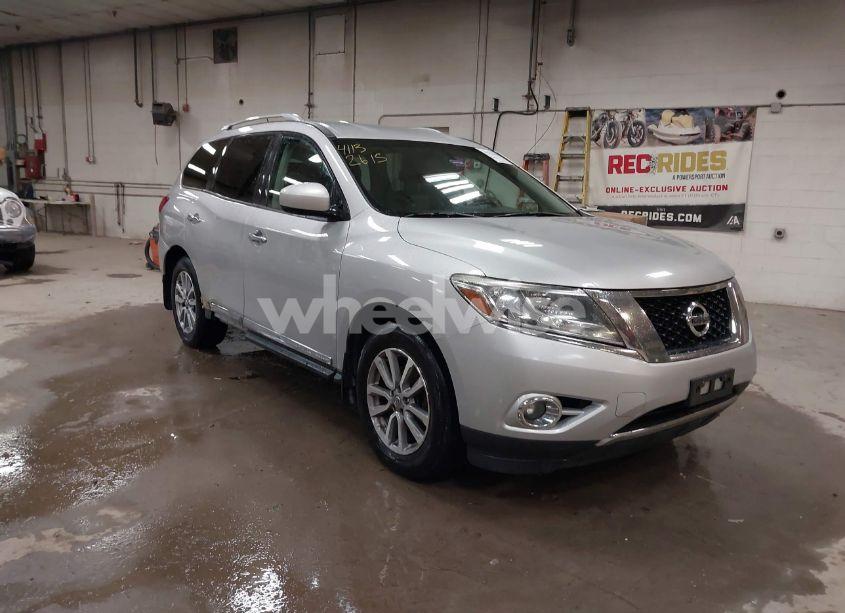 2015 Nissan Pathfinder SL (VIN 5N1AR2MM2FC600458) main photo