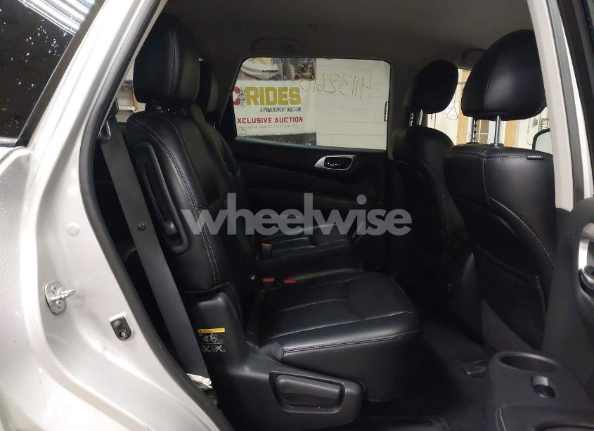 Photo 8 of 2015 Nissan Pathfinder SL (VIN 5N1AR2MM2FC600458)