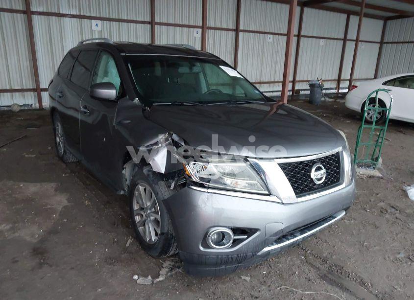 2015 Nissan Pathfinder PLATINUM/S/SL/SV (VIN 5N1AR2MM2FC652995) main photo