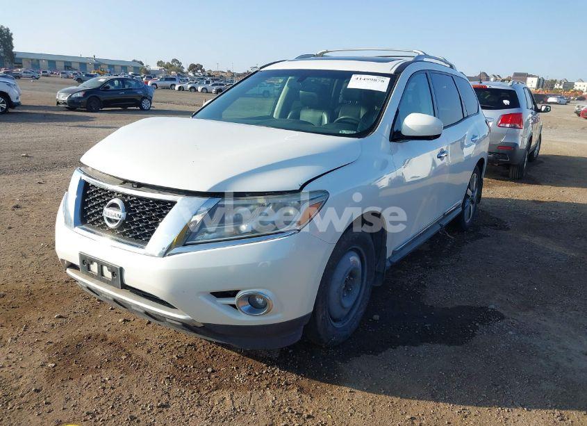 Photo 2 of 2015 Nissan Pathfinder PLATINUM/S/SL/SV (VIN 5N1AR2MM2FC670137)