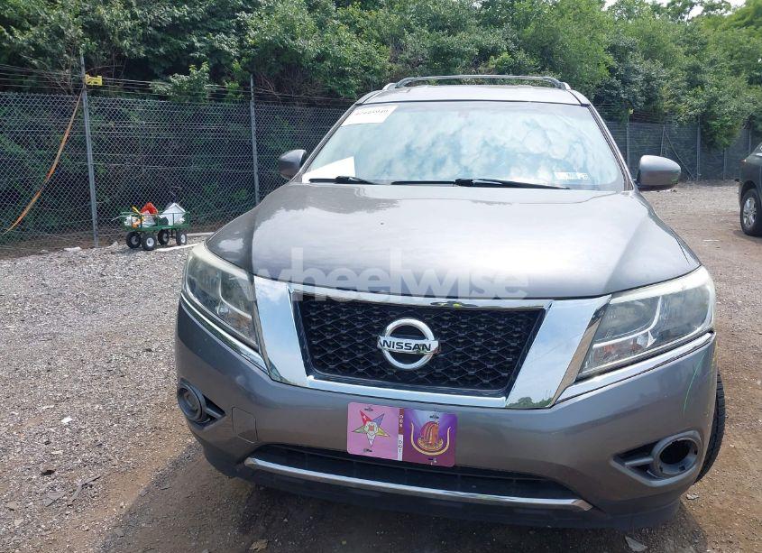 Photo 13 of 2015 Nissan Pathfinder S (VIN 5N1AR2MM2FC678352)