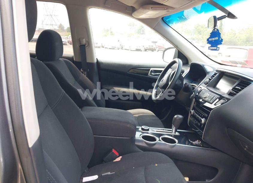 Photo 5 of 2015 Nissan Pathfinder S (VIN 5N1AR2MM2FC678352)