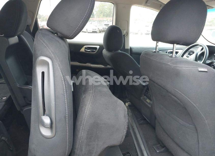 Photo 8 of 2015 Nissan Pathfinder S (VIN 5N1AR2MM2FC678352)
