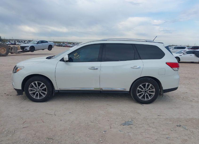 Photo 14 of 2015 Nissan Pathfinder SL (VIN 5N1AR2MM2FC687035)