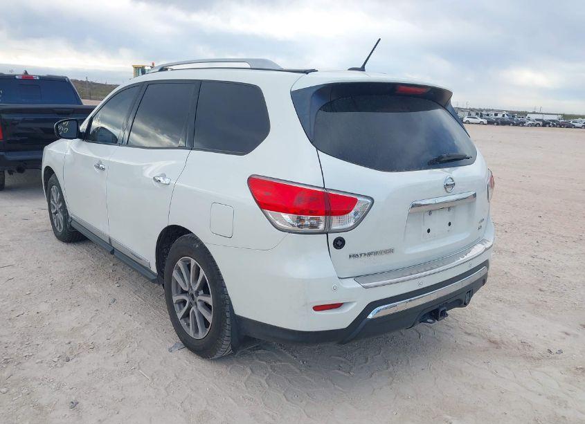 Photo 3 of 2015 Nissan Pathfinder SL (VIN 5N1AR2MM2FC687035)