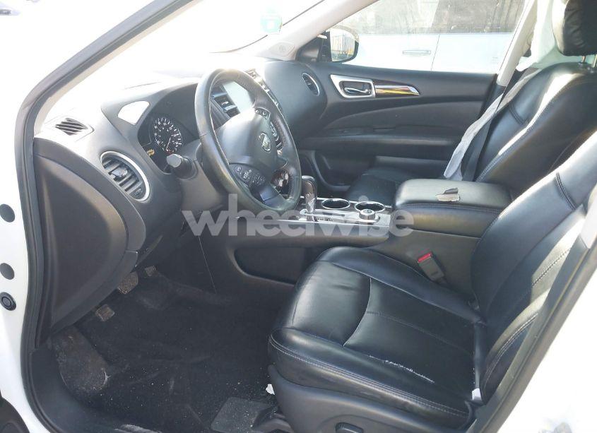 Photo 5 of 2015 Nissan Pathfinder SL (VIN 5N1AR2MM2FC701578)