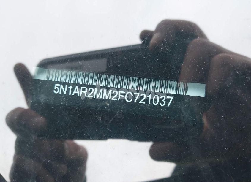 Photo 9 of 2015 Nissan Pathfinder SL (VIN 5N1AR2MM2FC721037)