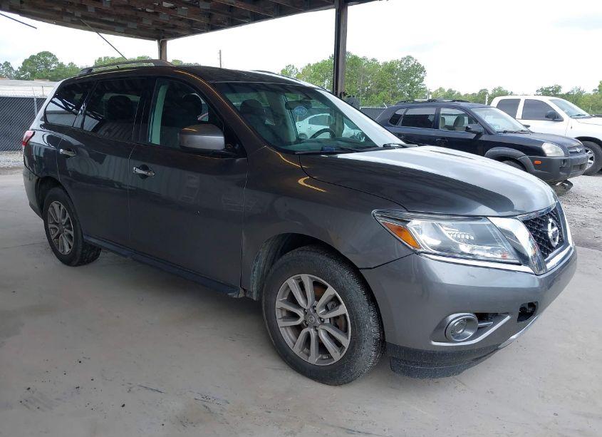 2016 Nissan Pathfinder S (VIN 5N1AR2MM2GC614233) main photo