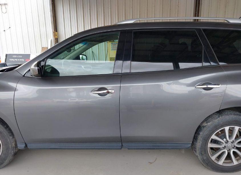 Photo 14 of 2016 Nissan Pathfinder S (VIN 5N1AR2MM2GC614233)