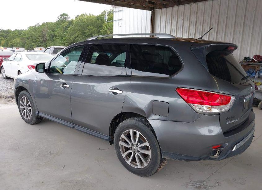 Photo 3 of 2016 Nissan Pathfinder S (VIN 5N1AR2MM2GC614233)