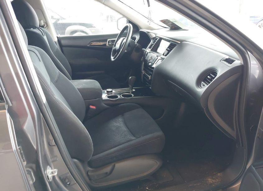 Photo 5 of 2016 Nissan Pathfinder S (VIN 5N1AR2MM2GC614233)