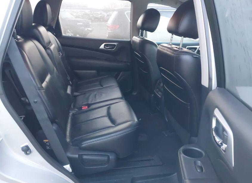 Photo 8 of 2013 Nissan Pathfinder SL (VIN 5N1AR2MM3DC601762)