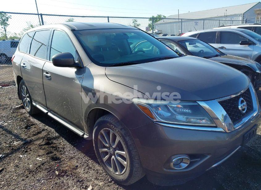 2013 Nissan Pathfinder S (VIN 5N1AR2MM3DC608128) main photo